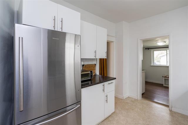 









393


Machray

AVE,
Winnipeg,




MB
R2W 1A5

