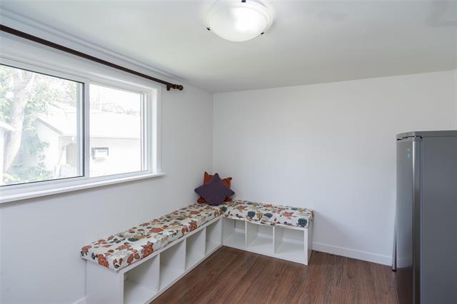 









393


Machray

AVE,
Winnipeg,




MB
R2W 1A5

