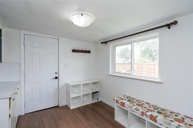 









393


Machray

AVE,
Winnipeg,




MB
R2W 1A5

