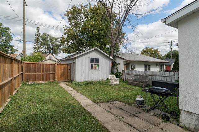 









393


Machray

AVE,
Winnipeg,




MB
R2W 1A5

