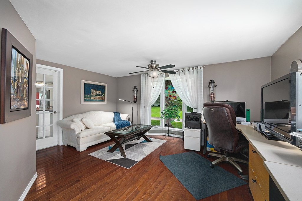 









95


Av. des Peupliers

,
Pontiac,




QC
J0X2G0

