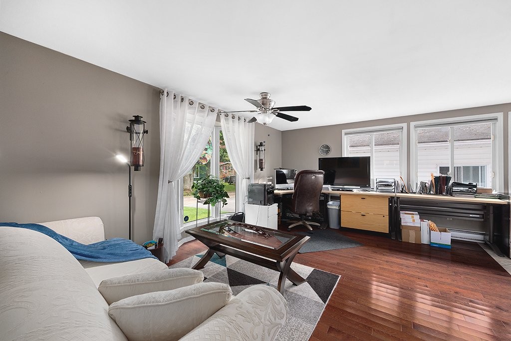 









95


Av. des Peupliers

,
Pontiac,




QC
J0X2G0

