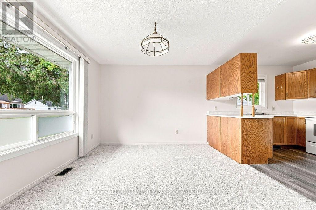 












57 RIDGE ROAD

,
Deep River,




Ontario
K0J1P0


