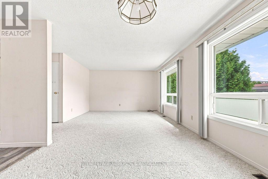 












57 RIDGE ROAD

,
Deep River,




Ontario
K0J1P0

