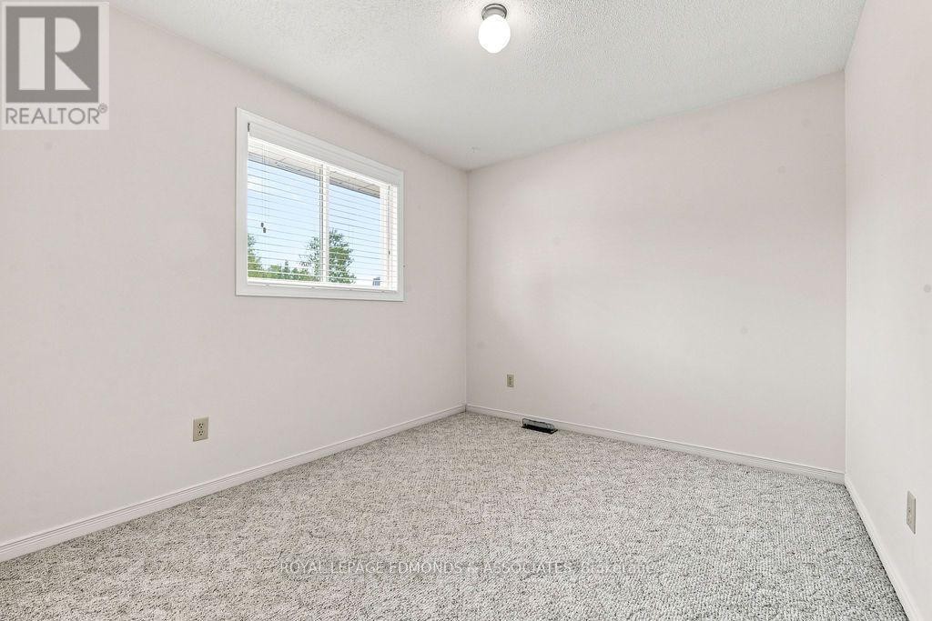 












57 RIDGE ROAD

,
Deep River,




Ontario
K0J1P0

