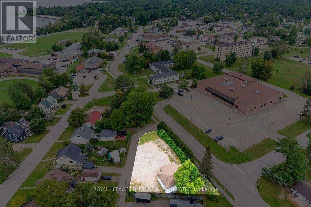 












57 RIDGE ROAD

,
Deep River,




Ontario
K0J1P0

