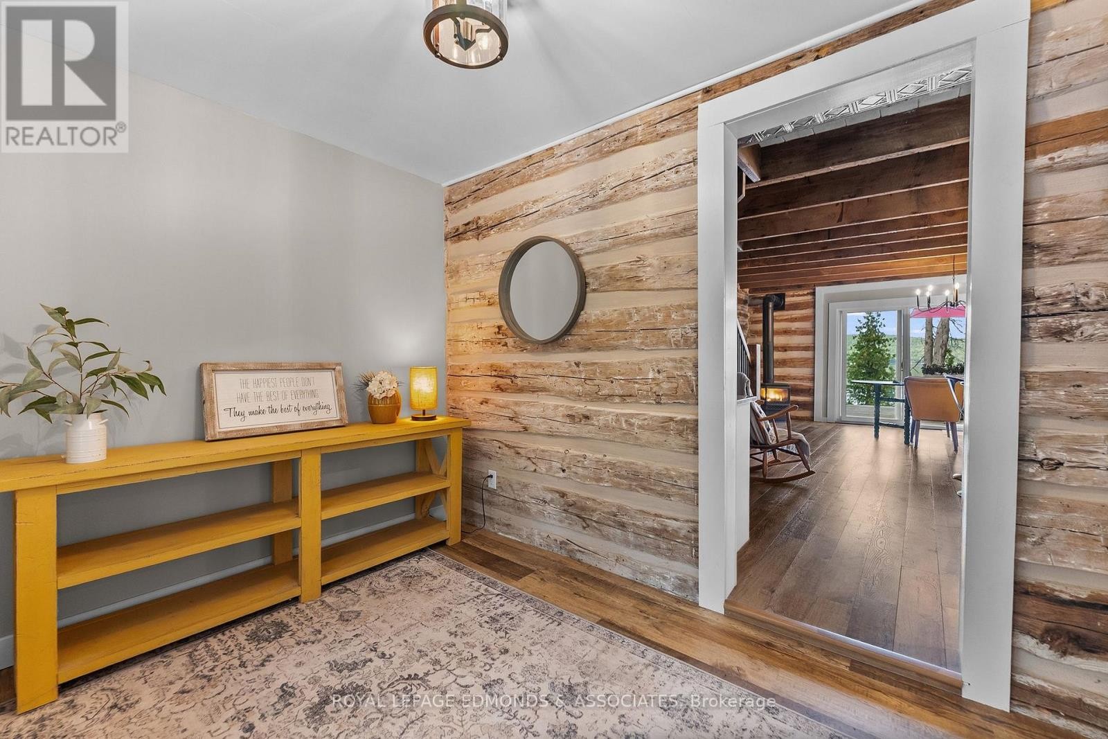 












106 WHITES BEACH TRAIL

,
Whitewater Region,




Ontario
K0J2L0

