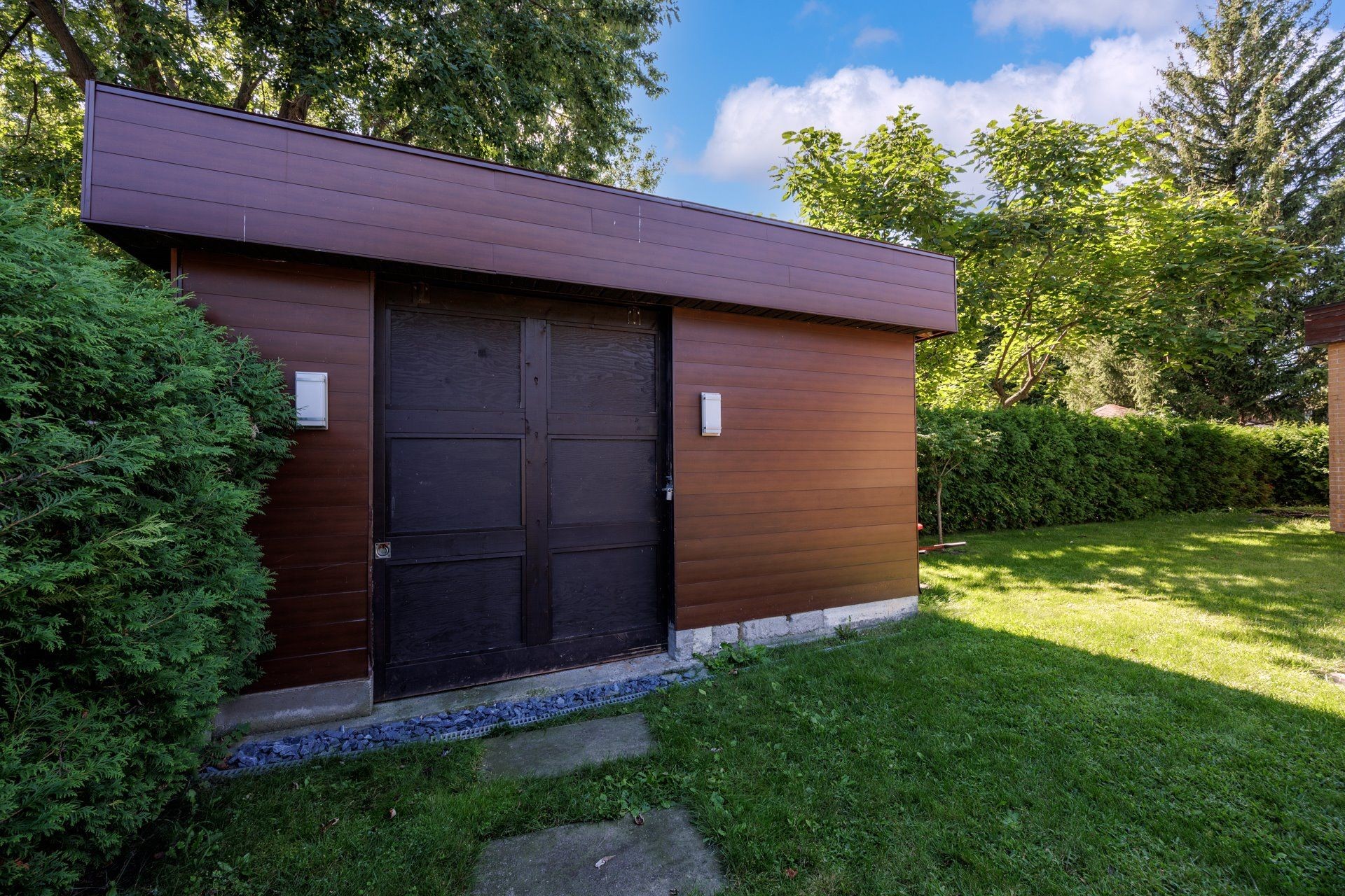 









2


Av. Balzac

,
Candiac,




QC
J5R2A6


