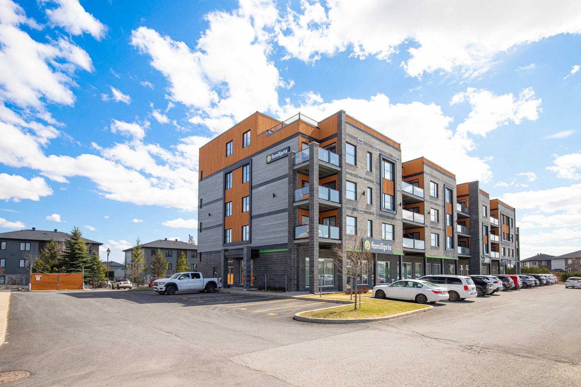 









50


Ch. de la Carrière

, 311,
Carignan,




QC
J3L0N5

