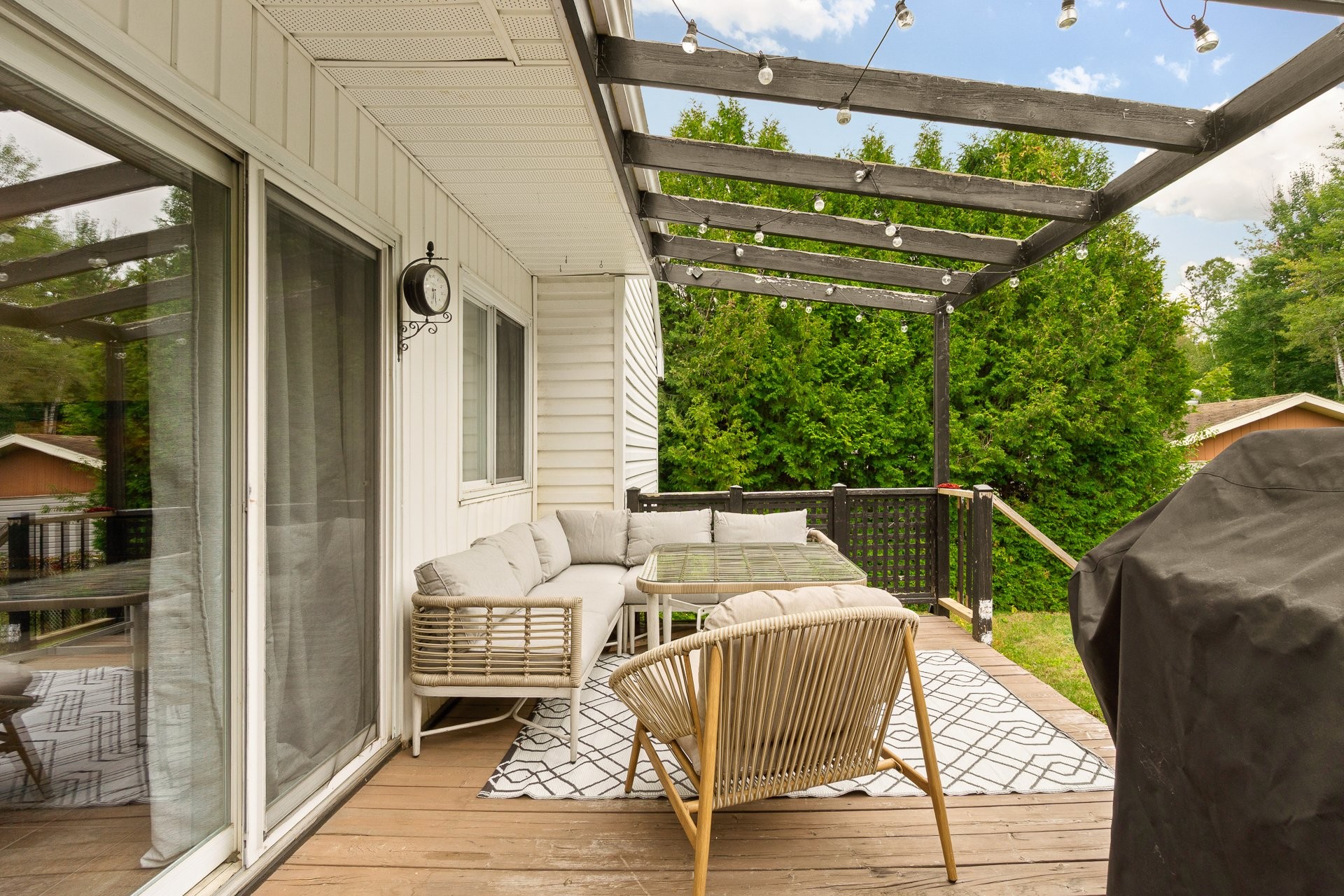 









1146


Rue St-Alexis

,
Trois-Rivières,




QC
G8T1B9

