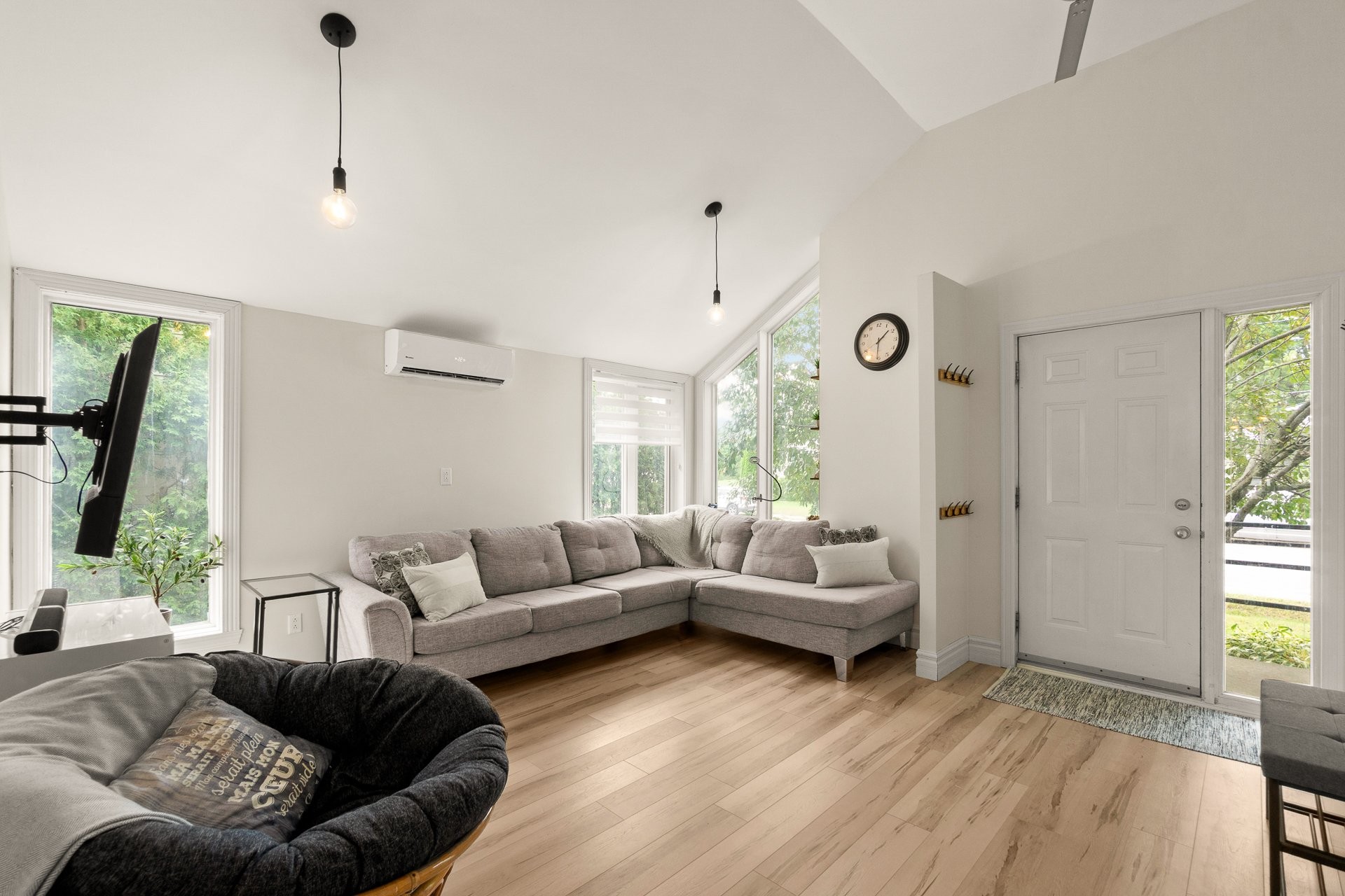 









1146


Rue St-Alexis

,
Trois-Rivières,




QC
G8T1B9


