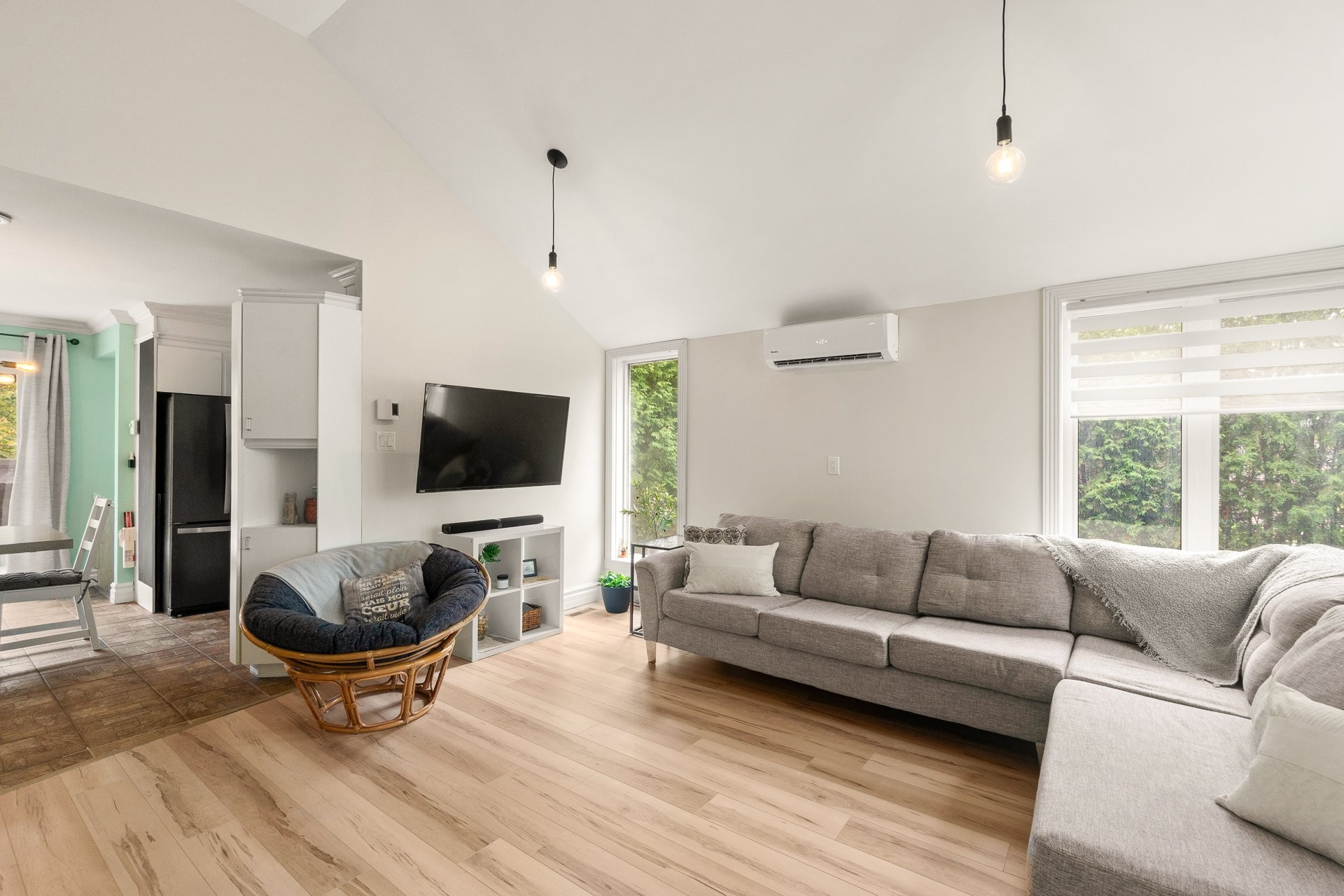 









1146


Rue St-Alexis

,
Trois-Rivières,




QC
G8T1B9

