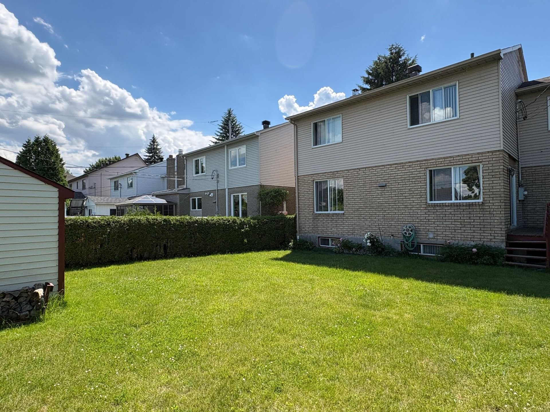 









1015


Crois. Savard

,
Brossard,




QC
J4X1X9

