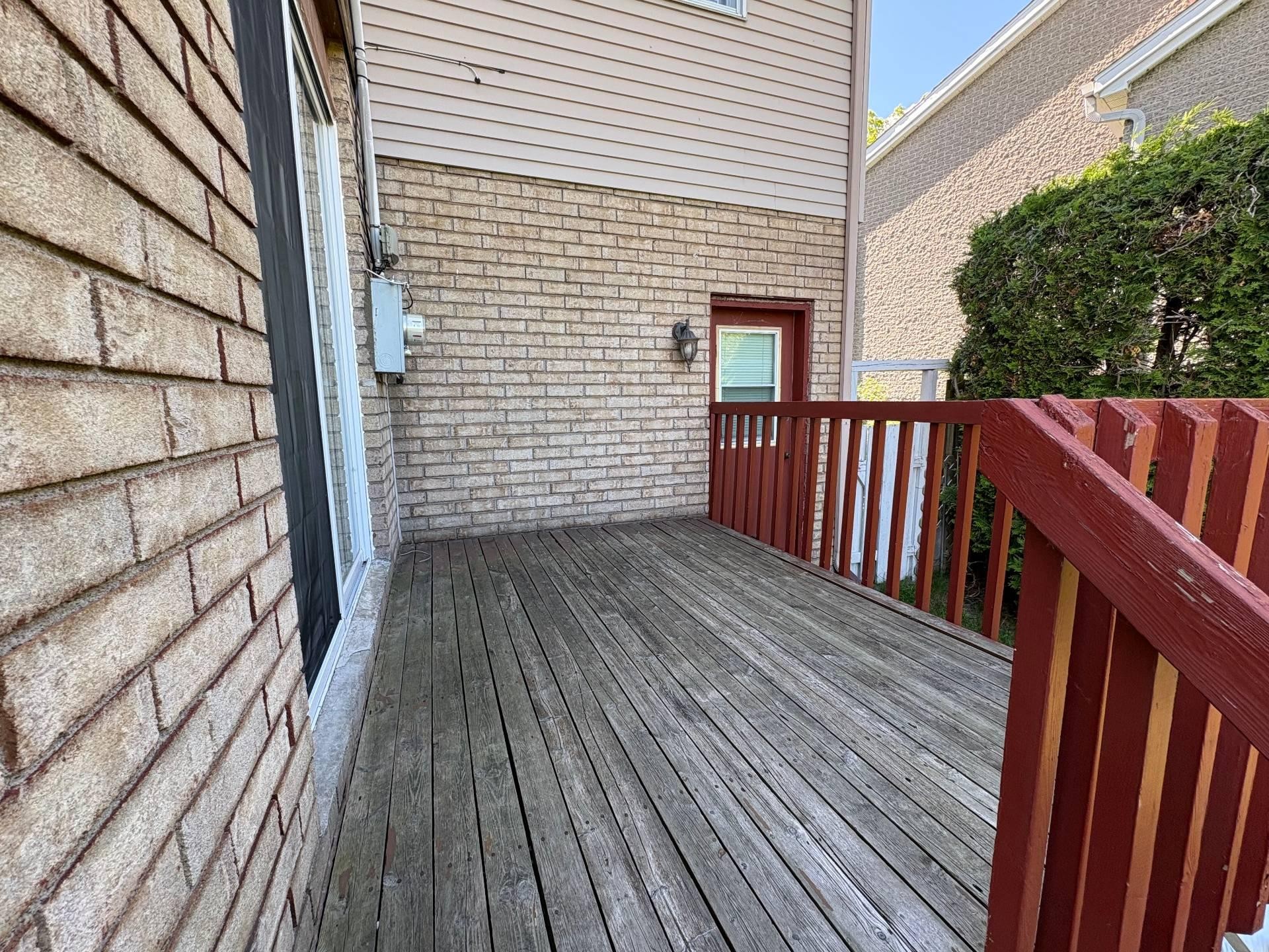 









1015


Crois. Savard

,
Brossard,




QC
J4X1X9

