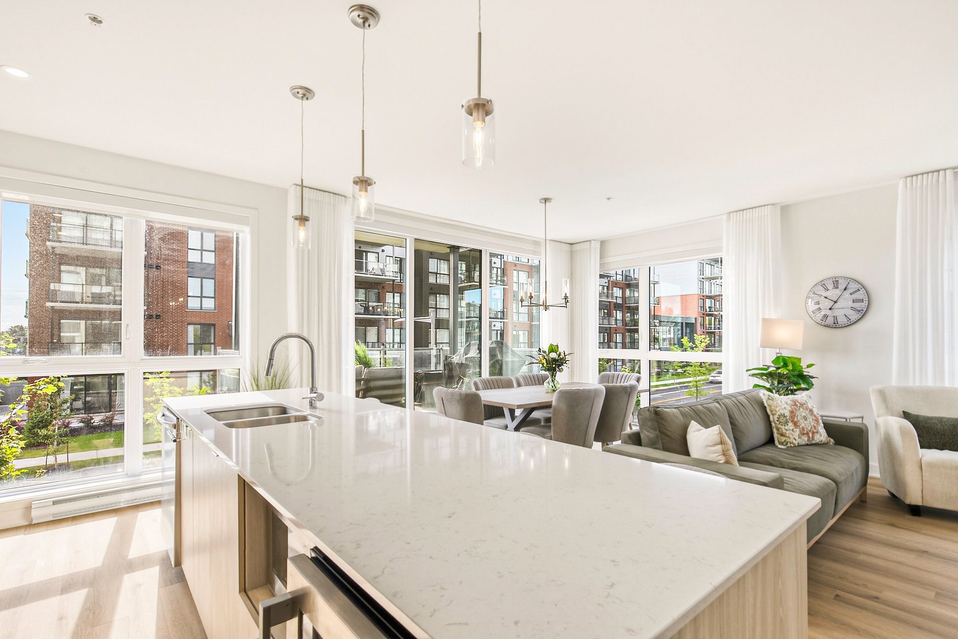 









4240


Rue Olivier-Fournier

, 201,
Longueuil (Saint-Hubert),




QC
J3Y1K6

