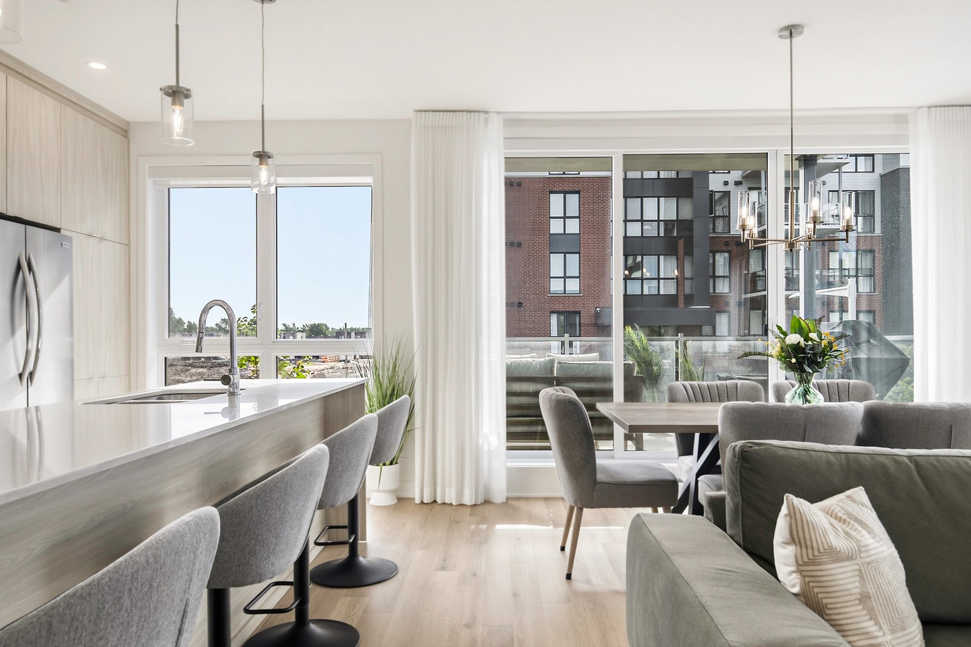 









4240


Rue Olivier-Fournier

, 201,
Longueuil (Saint-Hubert),




QC
J3Y1K6

