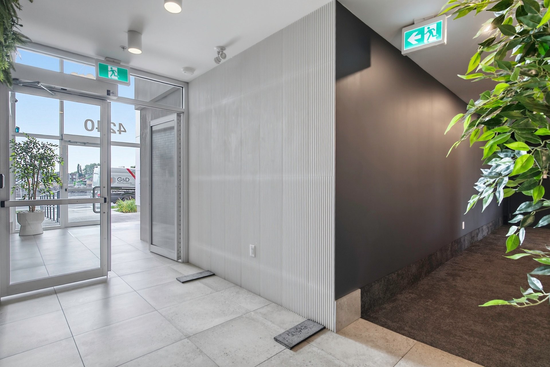 









4240


Rue Olivier-Fournier

, 201,
Longueuil (Saint-Hubert),




QC
J3Y1K6


