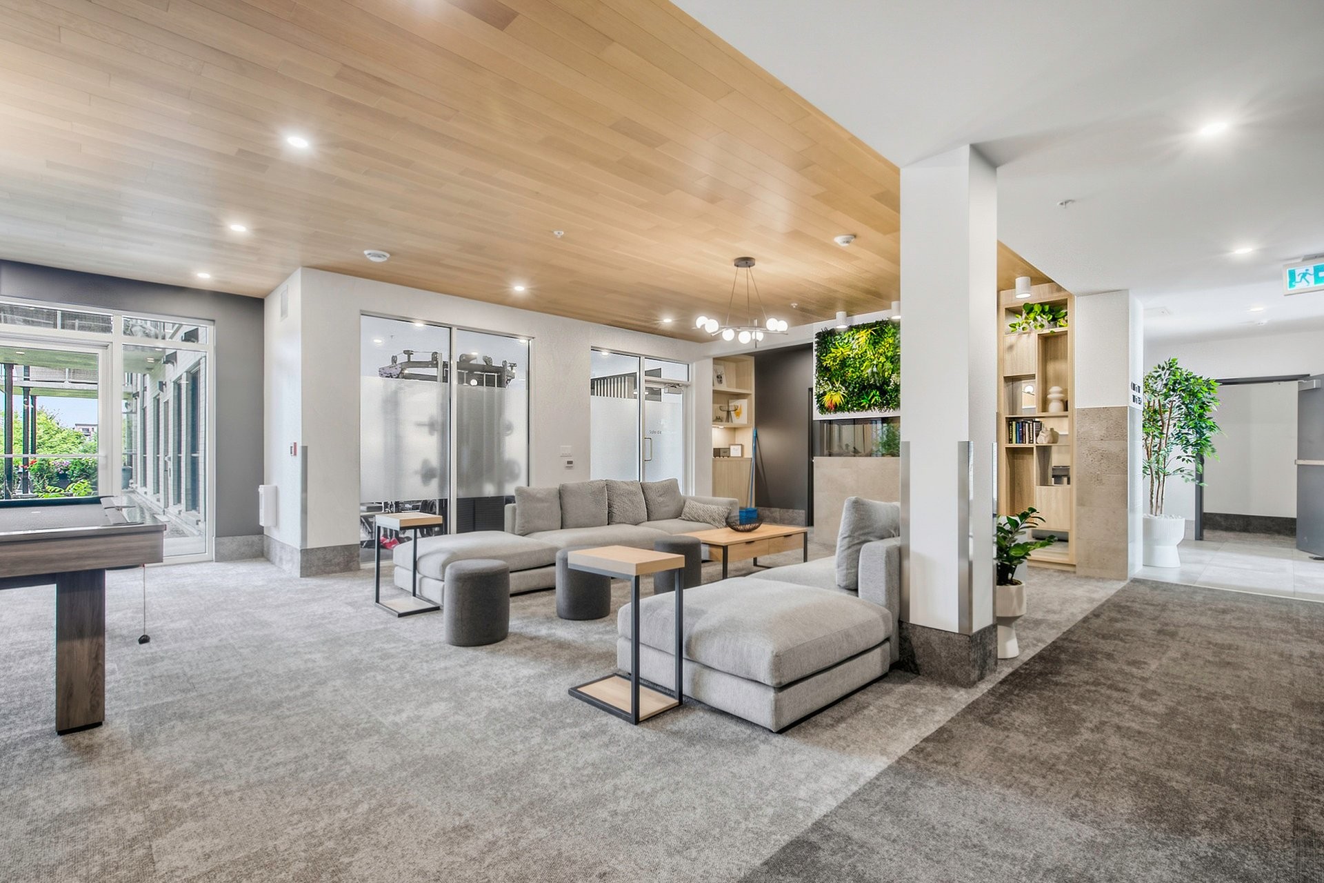 









4240


Rue Olivier-Fournier

, 201,
Longueuil (Saint-Hubert),




QC
J3Y1K6


