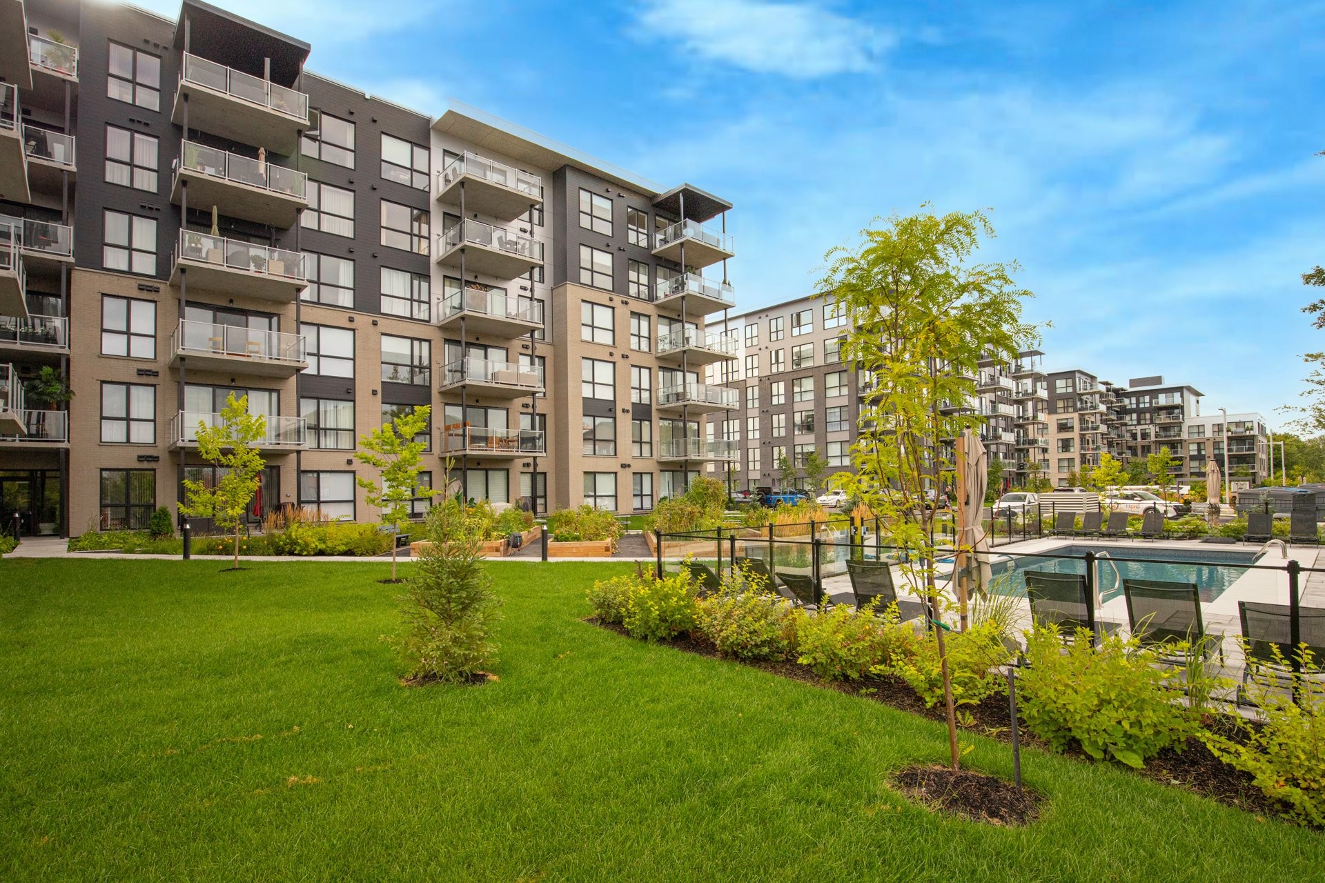 









4240


Rue Olivier-Fournier

, 201,
Longueuil (Saint-Hubert),




QC
J3Y1K6

