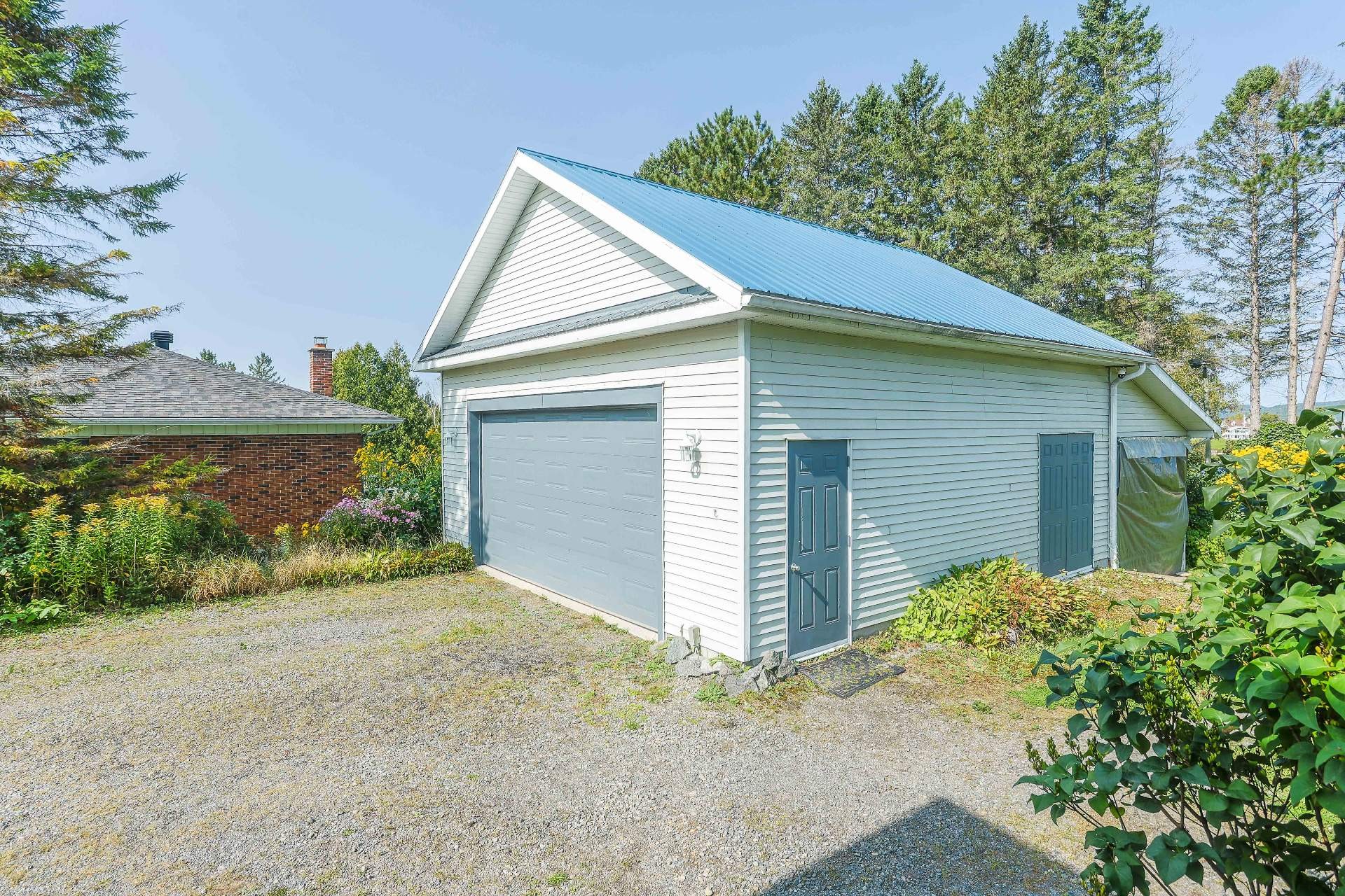 









100


Rue St-Jean

,
Sainte-Thècle,




QC
G0X3G0

