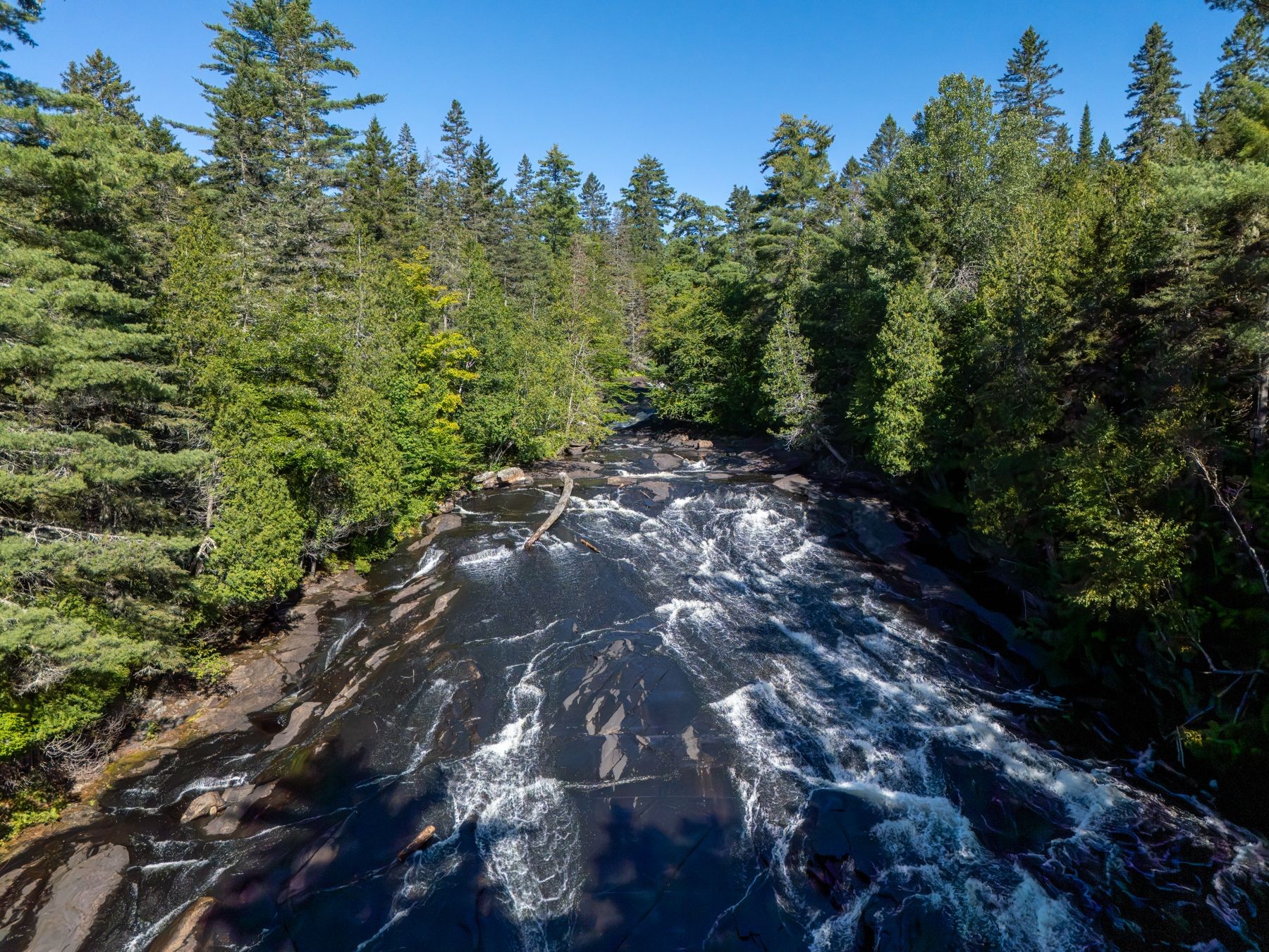 












Ch. des Cascades

,
Mandeville,







QC
J0K1L0

