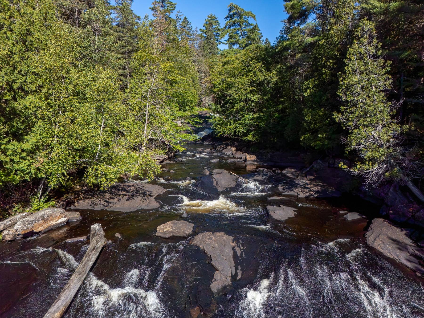 












Ch. des Cascades

,
Mandeville,







QC
J0K1L0

