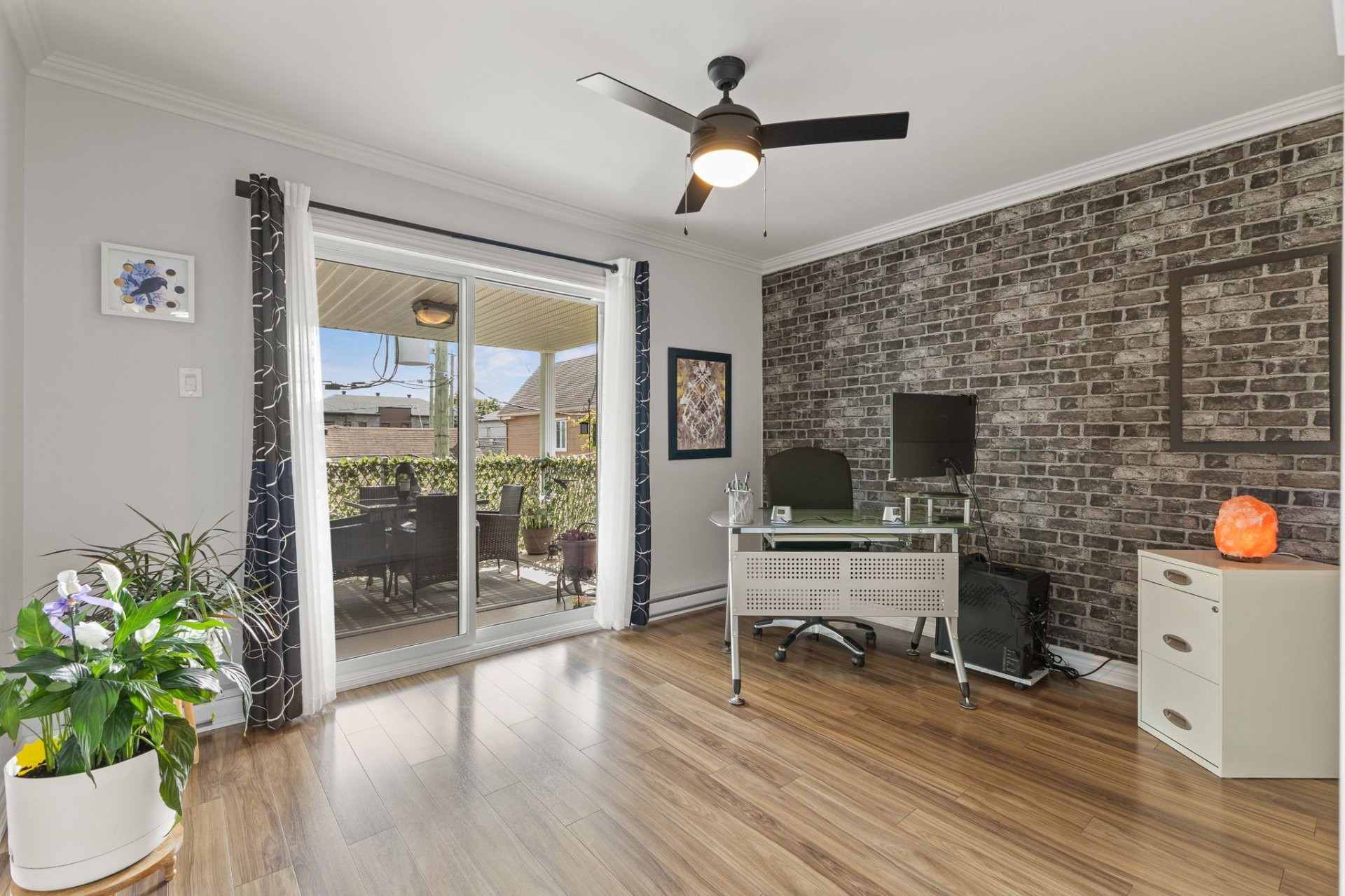 









63


Av. Gatineau

, 76,
Gatineau (Gatineau),




QC
J8T4J4

