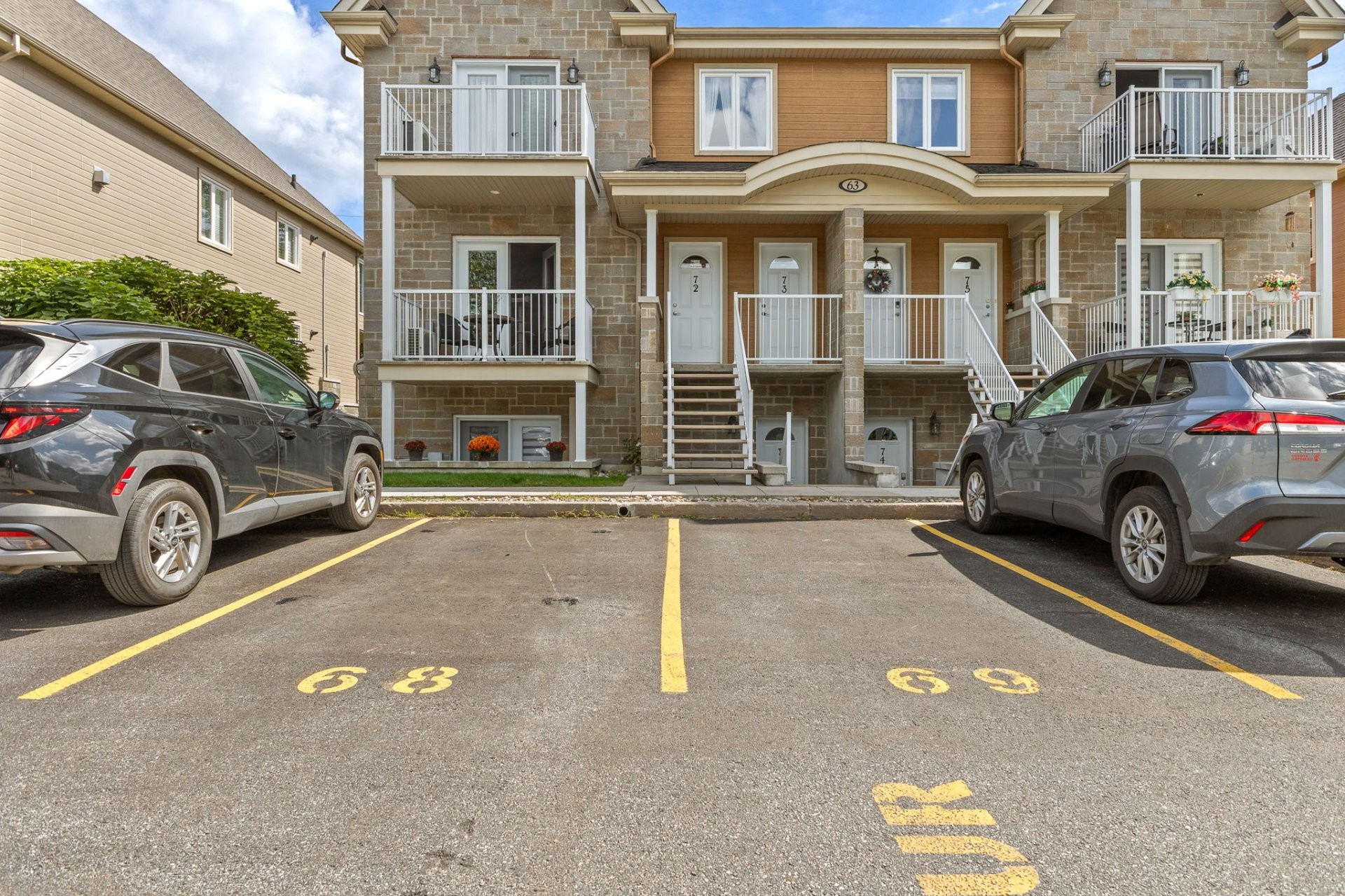 









63


Av. Gatineau

, 76,
Gatineau (Gatineau),




QC
J8T4J4

