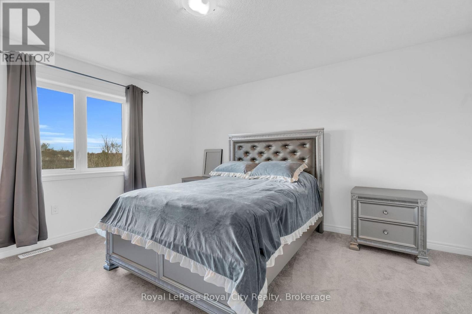 












7 - 269 WATSON PARKWAY N

,
Guelph (Grange Road),




Ontario
N1E0R3


