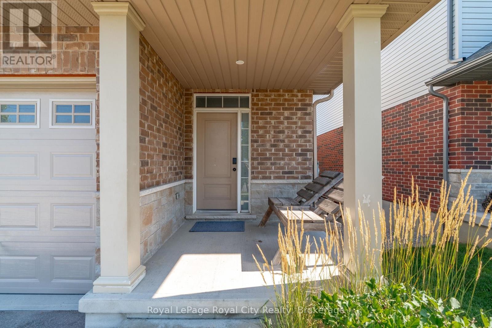 












7 - 269 WATSON PARKWAY N

,
Guelph (Grange Road),




Ontario
N1E0R3

