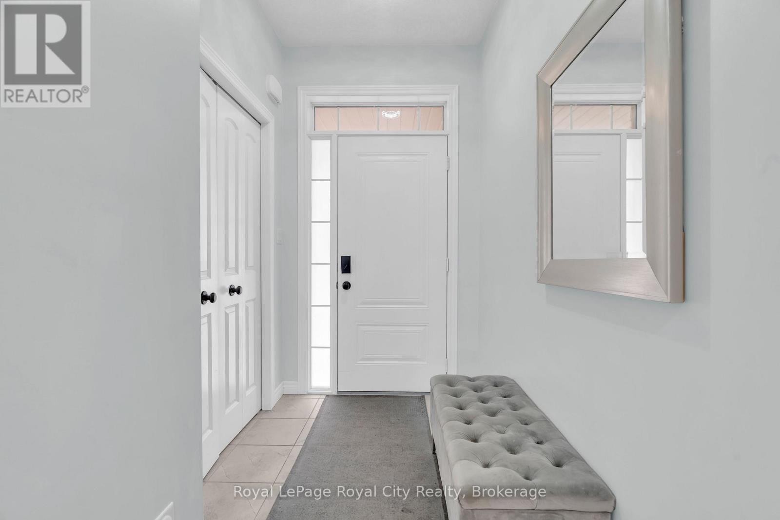 












7 - 269 WATSON PARKWAY N

,
Guelph (Grange Road),




Ontario
N1E0R3

