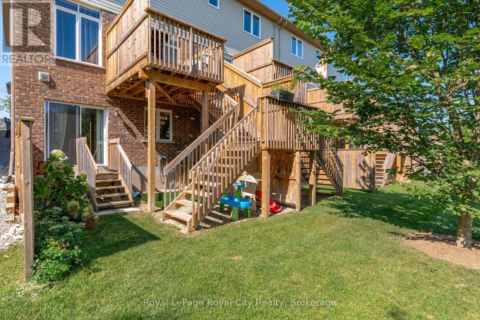 












7 - 269 WATSON PARKWAY N

,
Guelph (Grange Road),




Ontario
N1E0R3


