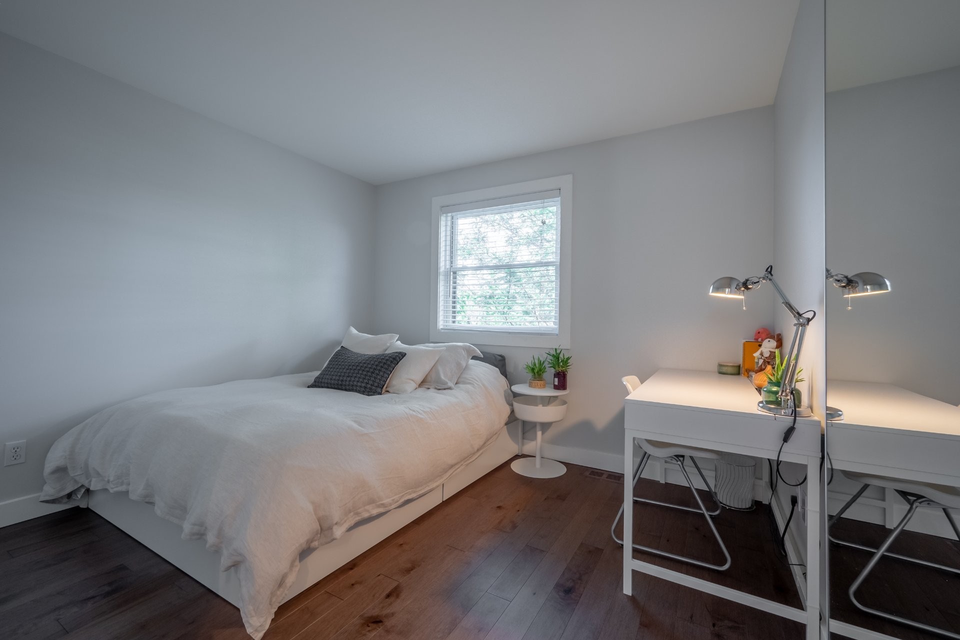 









22


Rue de Chantilly

,
Candiac,




QC
J5R6C5

