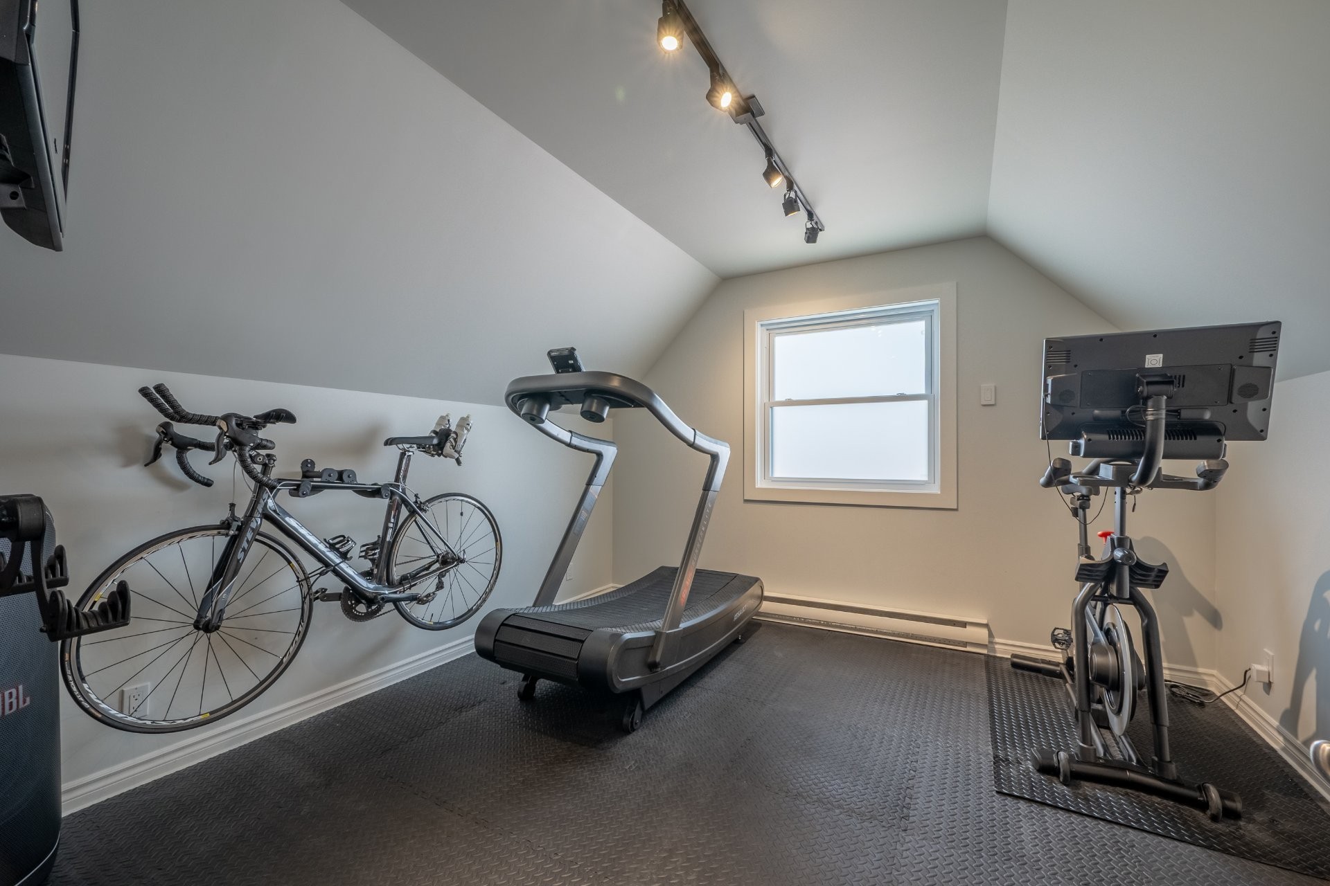 









22


Rue de Chantilly

,
Candiac,




QC
J5R6C5

