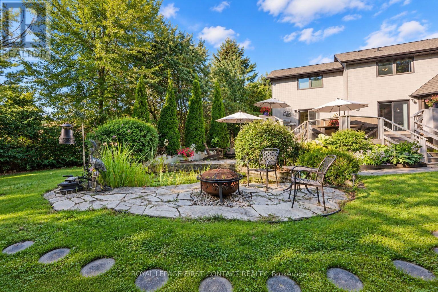 












3847 WEST STREET

,
Innisfil,




Ontario
L9S2L8

