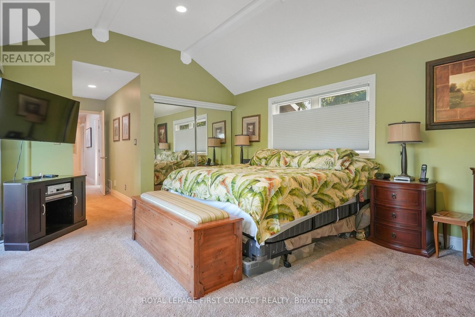 












3847 WEST STREET

,
Innisfil,




Ontario
L9S2L8

