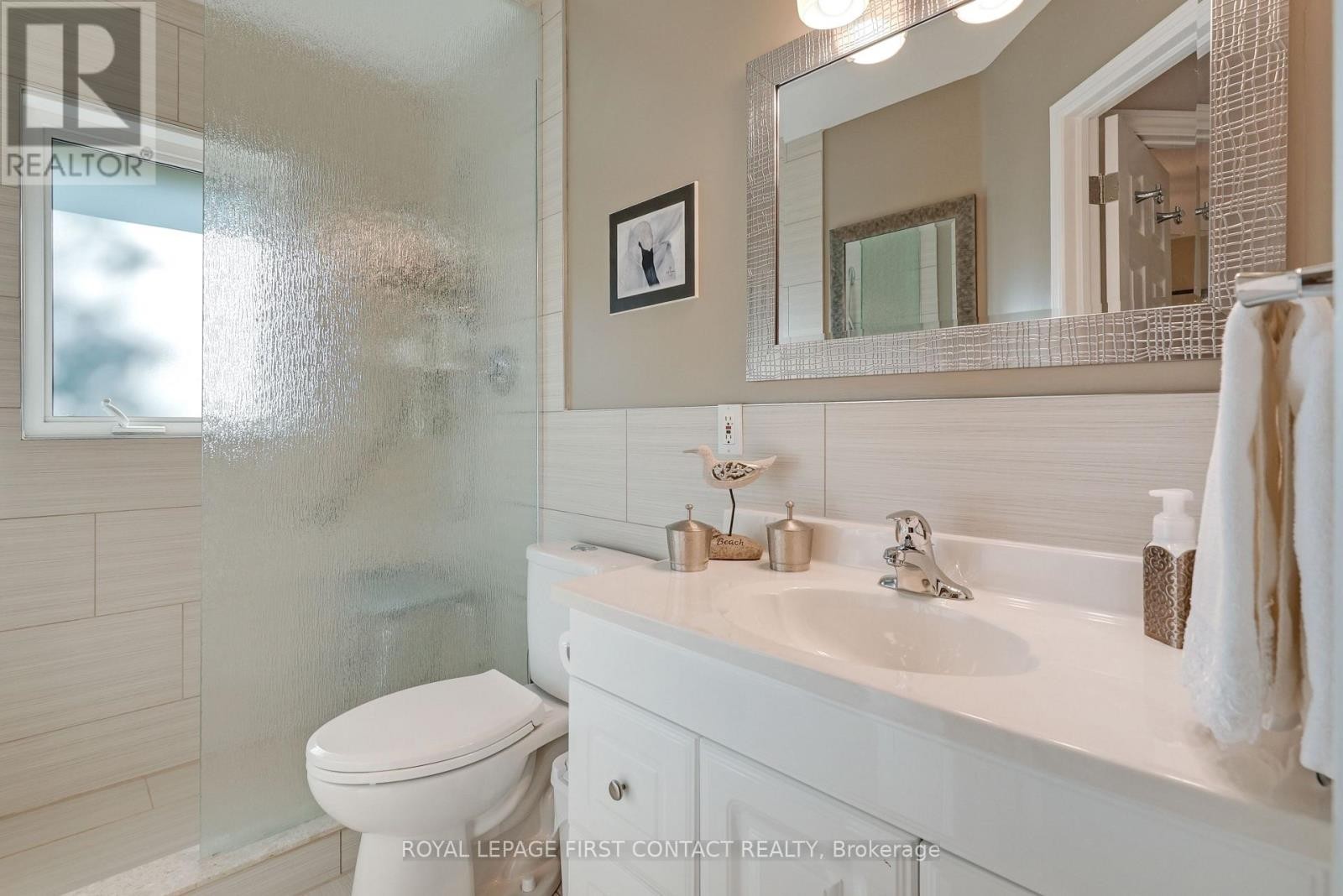 












3847 WEST STREET

,
Innisfil,




Ontario
L9S2L8

