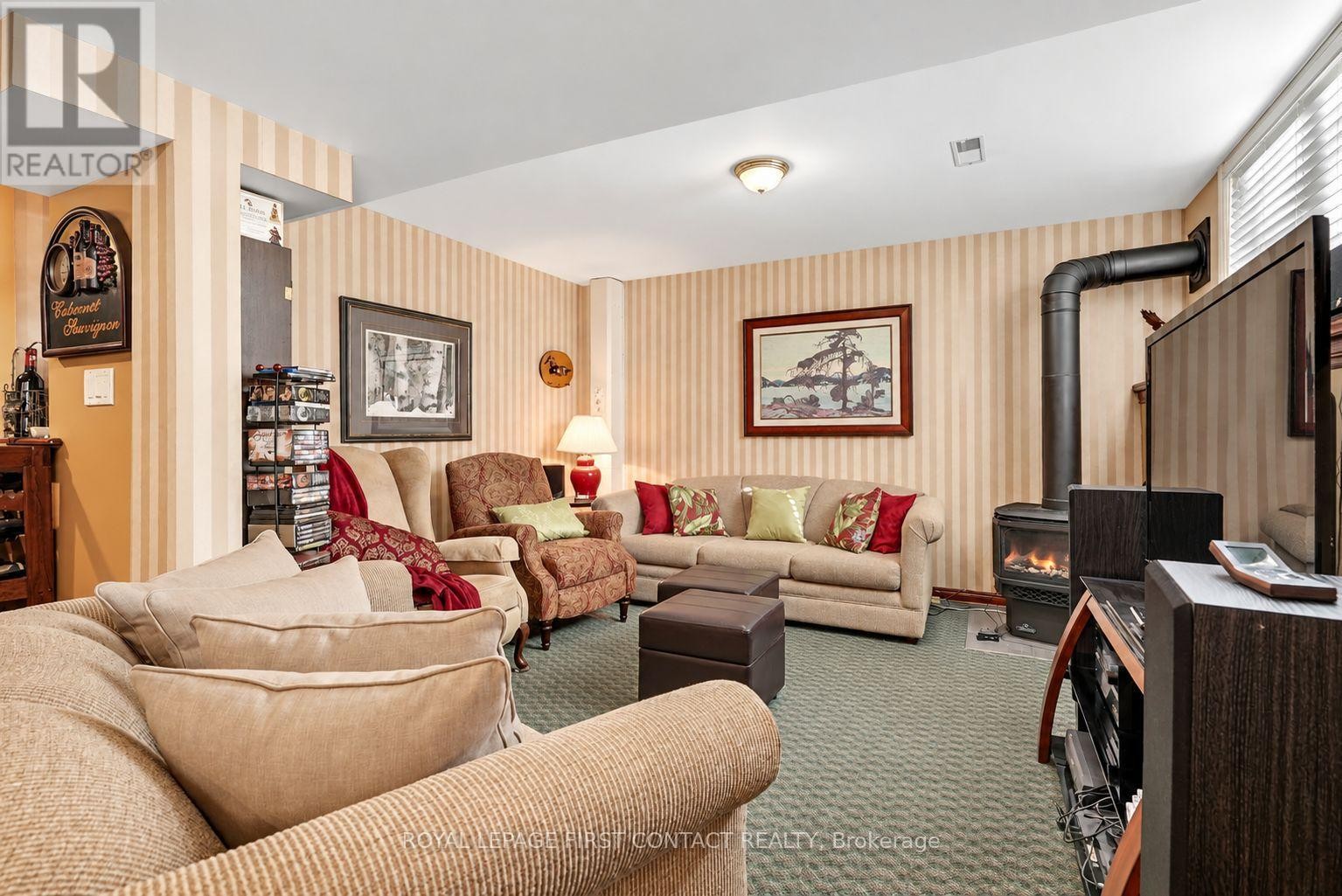 












3847 WEST STREET

,
Innisfil,




Ontario
L9S2L8

