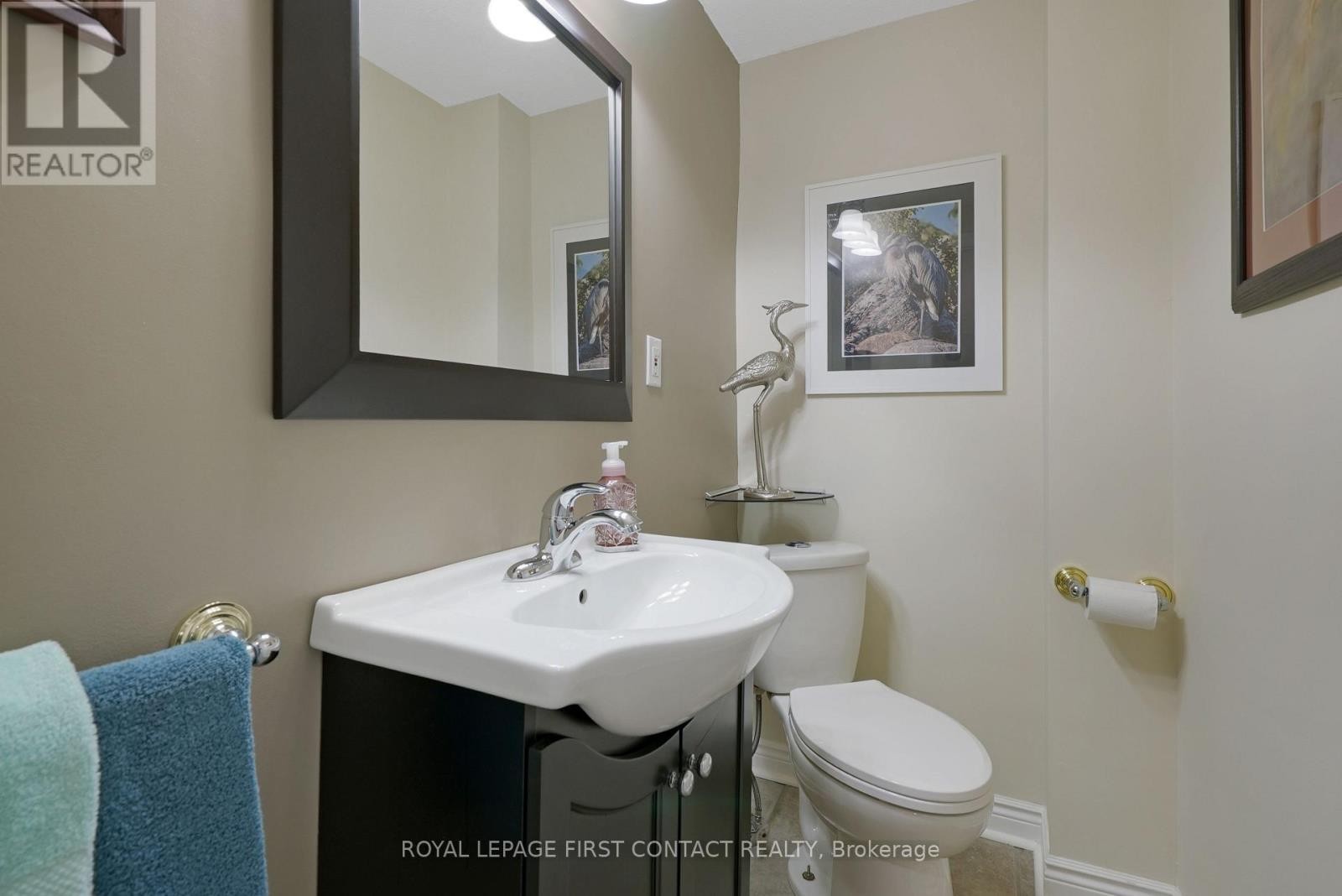 












3847 WEST STREET

,
Innisfil,




Ontario
L9S2L8

