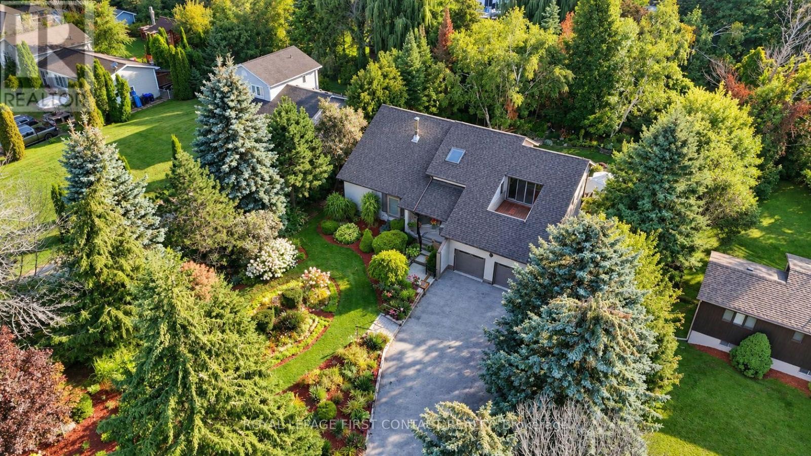 












3847 WEST STREET

,
Innisfil,




Ontario
L9S2L8

