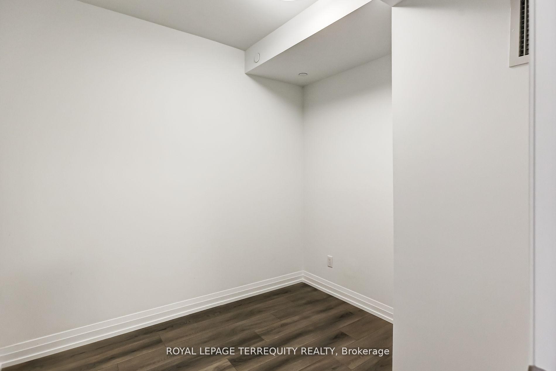 









286


Main

Street, 1906,
Toronto,




ON
M4C 0B3

