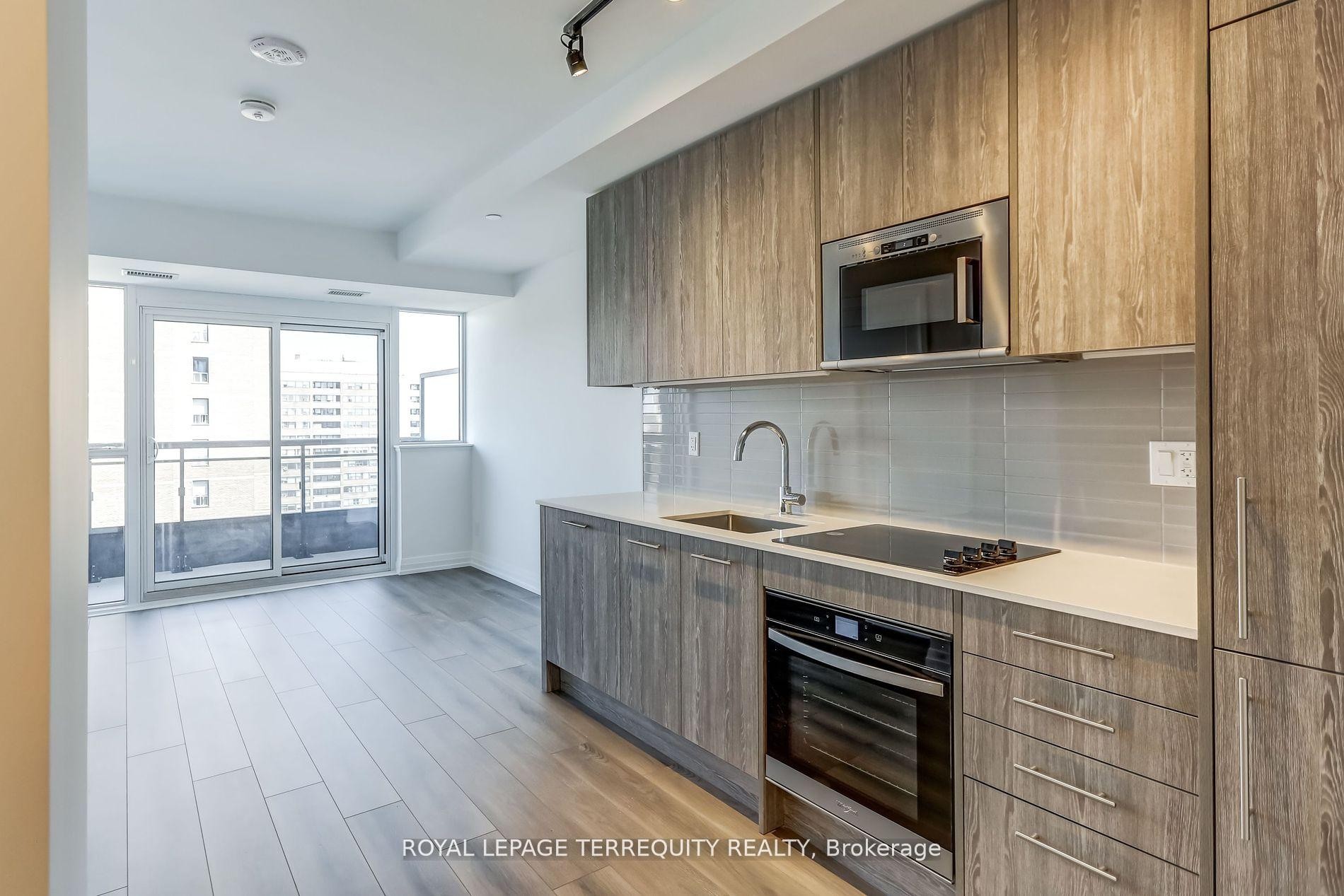 









286


Main

Street, 1906,
Toronto,




ON
M4C 0B3

