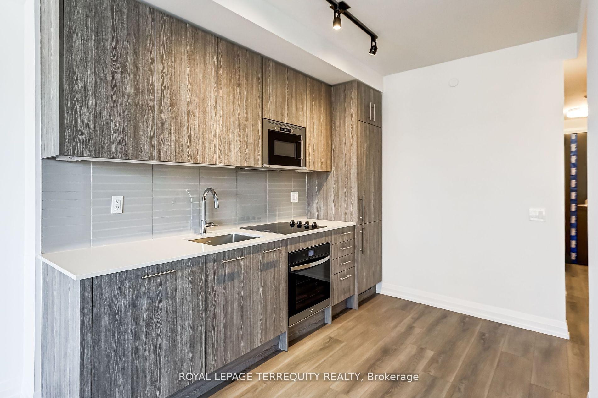 









286


Main

Street, 1906,
Toronto,




ON
M4C 0B3

