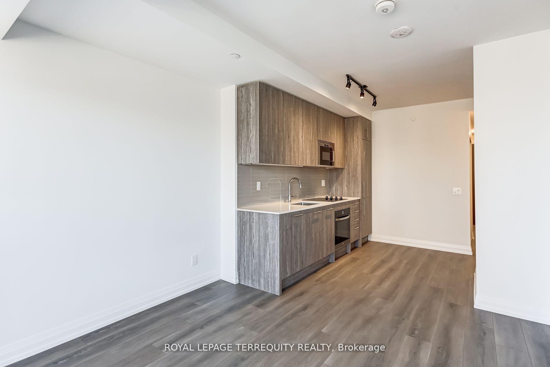 









286


Main

Street, 1906,
Toronto,




ON
M4C 0B3

