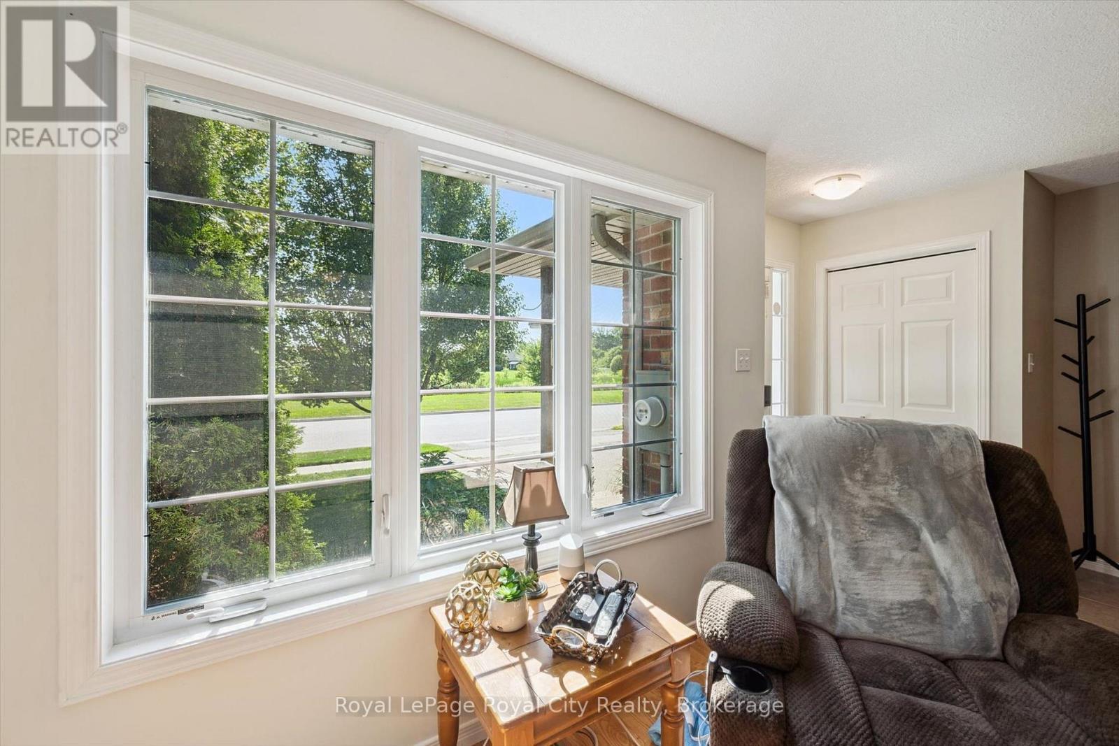 












105 SPENCER DRIVE

,
Centre Wellington (Elora/Salem),




Ontario
N0B1S0

