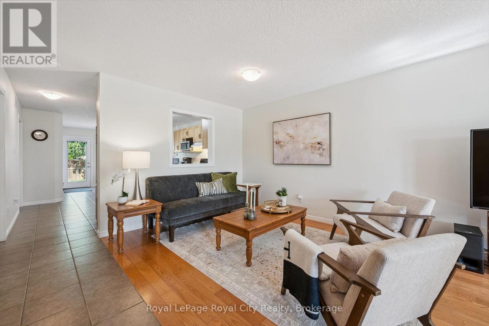 












105 SPENCER DRIVE

,
Centre Wellington (Elora/Salem),




Ontario
N0B1S0

