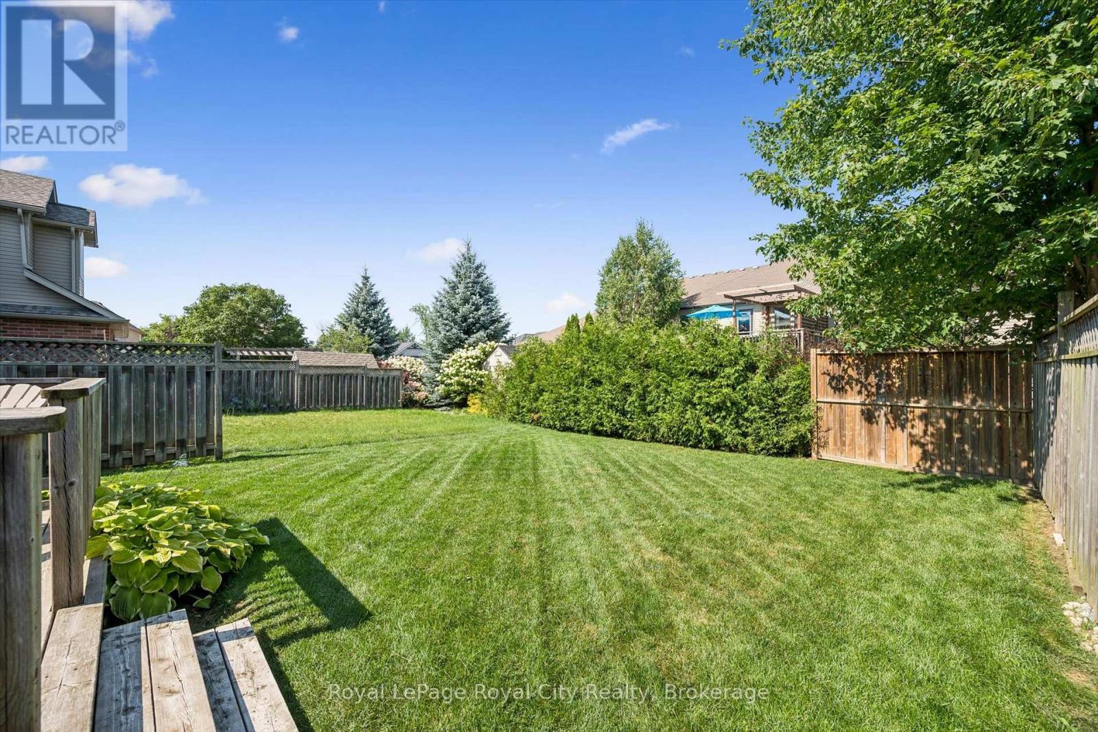 












105 SPENCER DRIVE

,
Centre Wellington (Elora/Salem),




Ontario
N0B1S0


