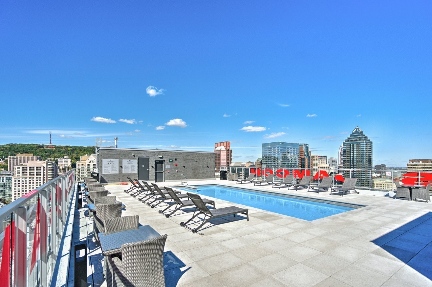 









1211


Rue Drummond

, 604,
Montréal (Ville-Marie),




QC
H3G0E6

