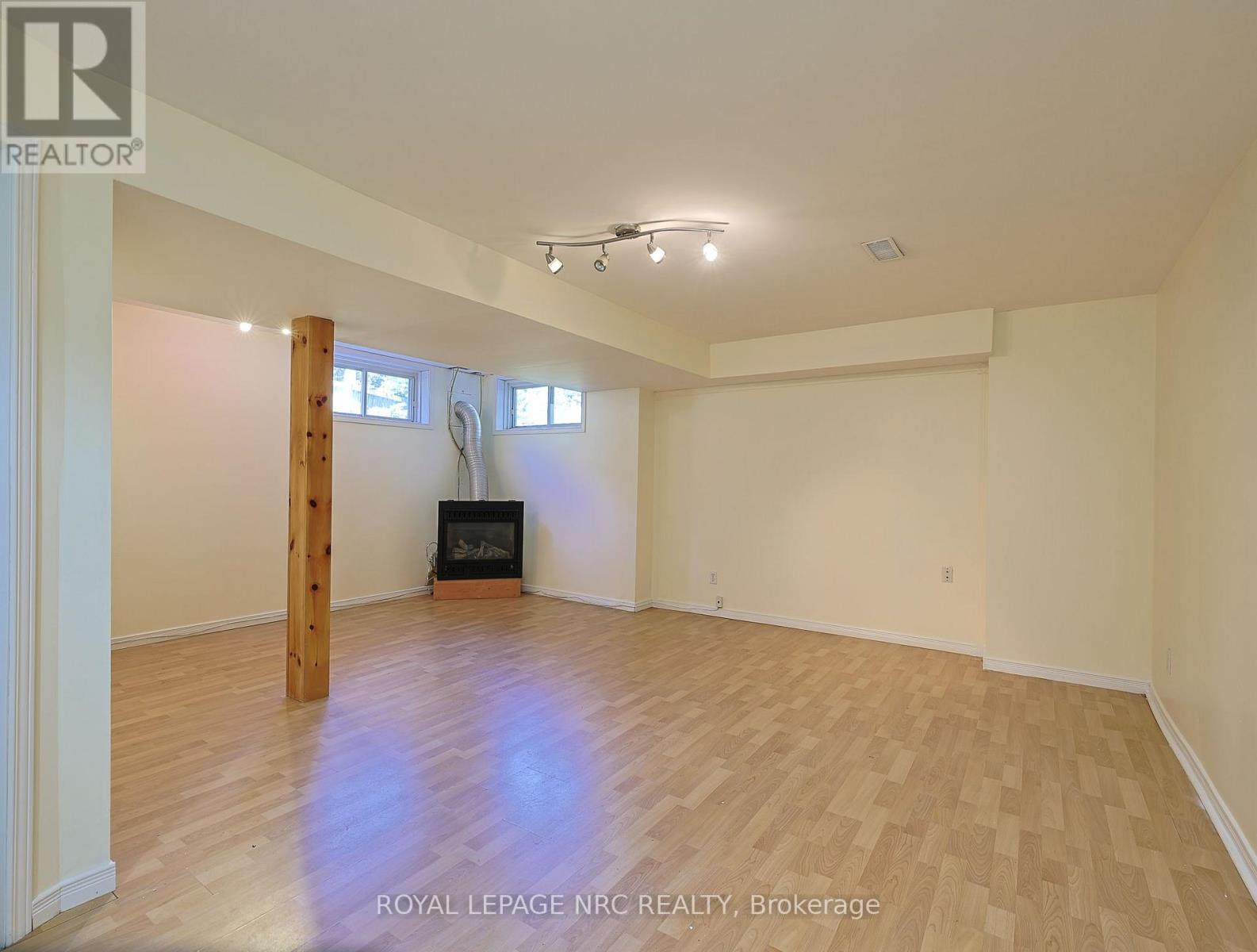 












11 WILLVER DRIVE

,
St. Catharines,




Ontario
L2M7Y1

