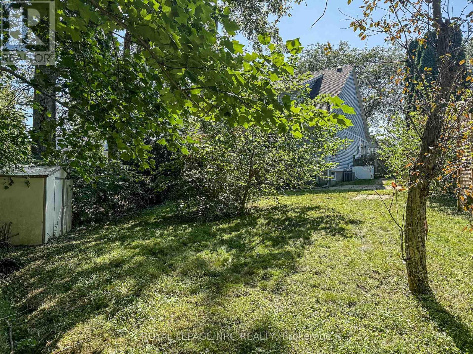 












11 WILLVER DRIVE

,
St. Catharines,




Ontario
L2M7Y1

